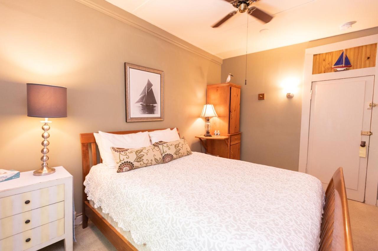 Waybury Inn East Middlebury Екстер'єр фото