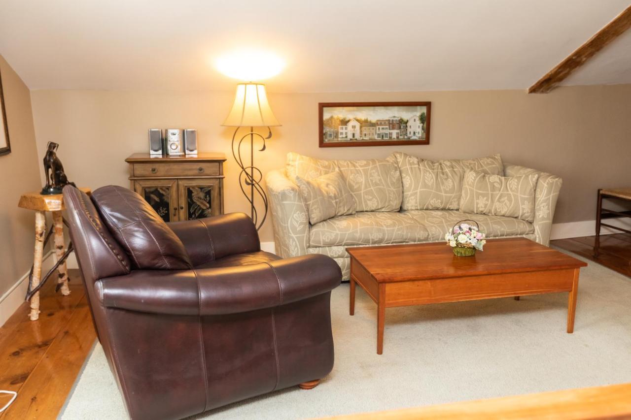 Waybury Inn East Middlebury Екстер'єр фото