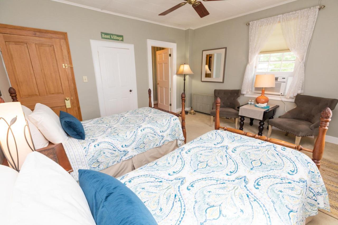 Waybury Inn East Middlebury Екстер'єр фото