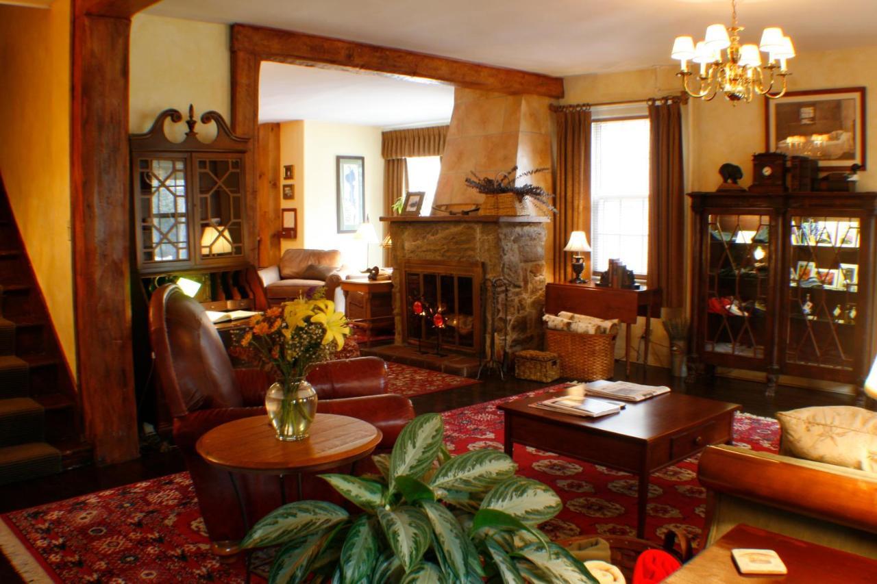 Waybury Inn East Middlebury Екстер'єр фото