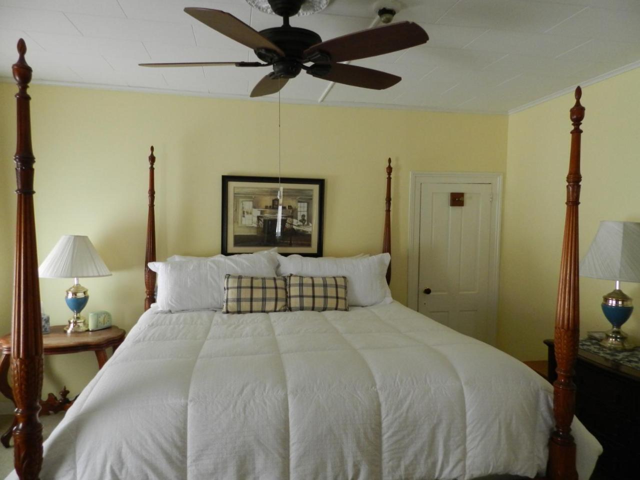 Waybury Inn East Middlebury Екстер'єр фото