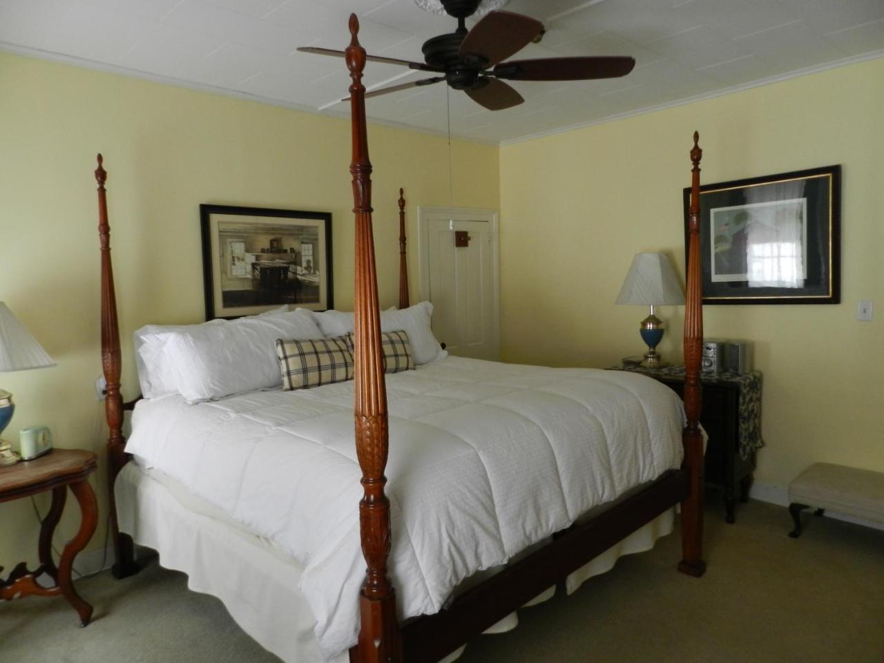 Waybury Inn East Middlebury Екстер'єр фото