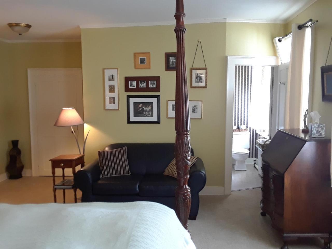 Waybury Inn East Middlebury Екстер'єр фото