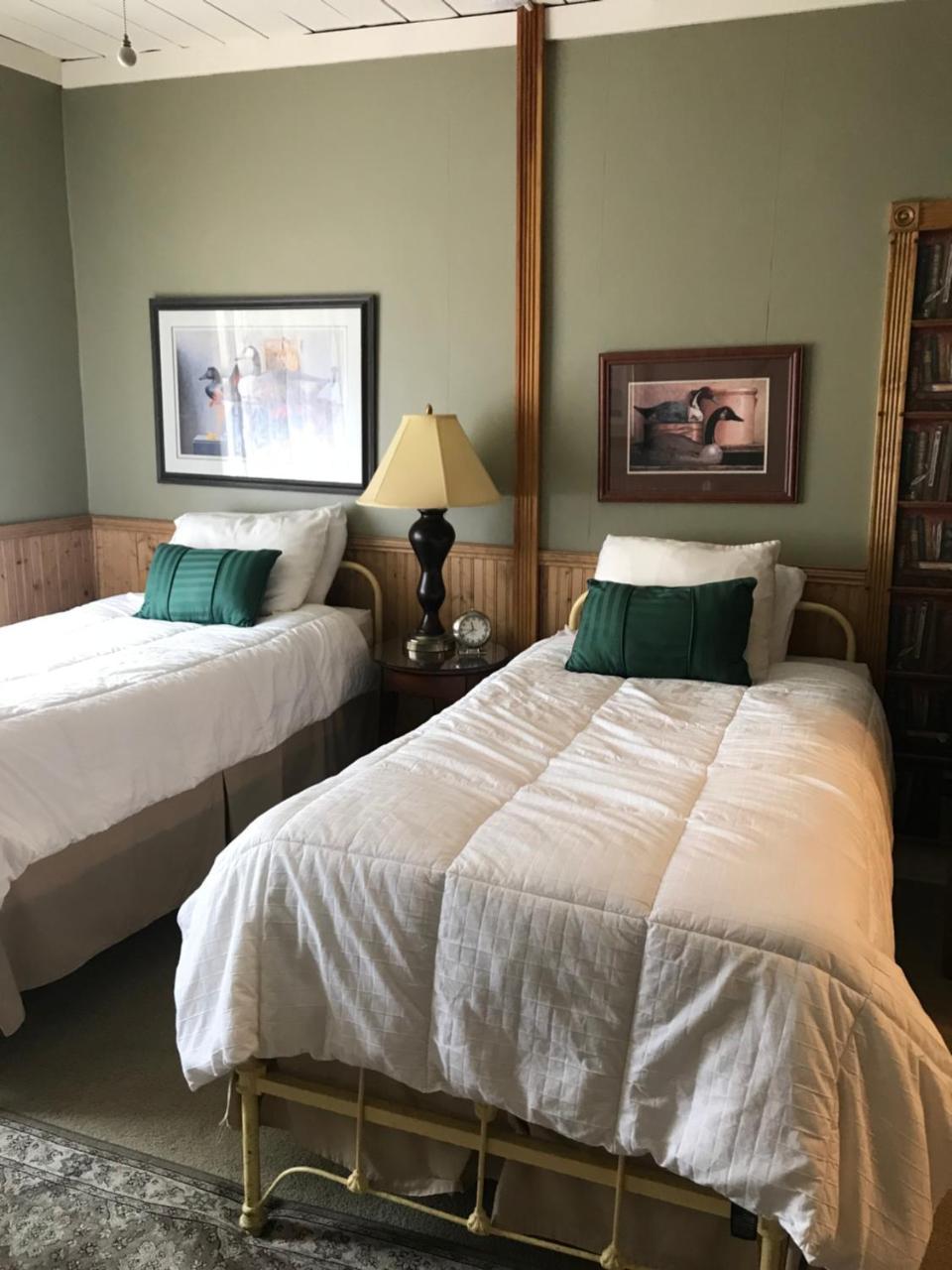 Waybury Inn East Middlebury Екстер'єр фото