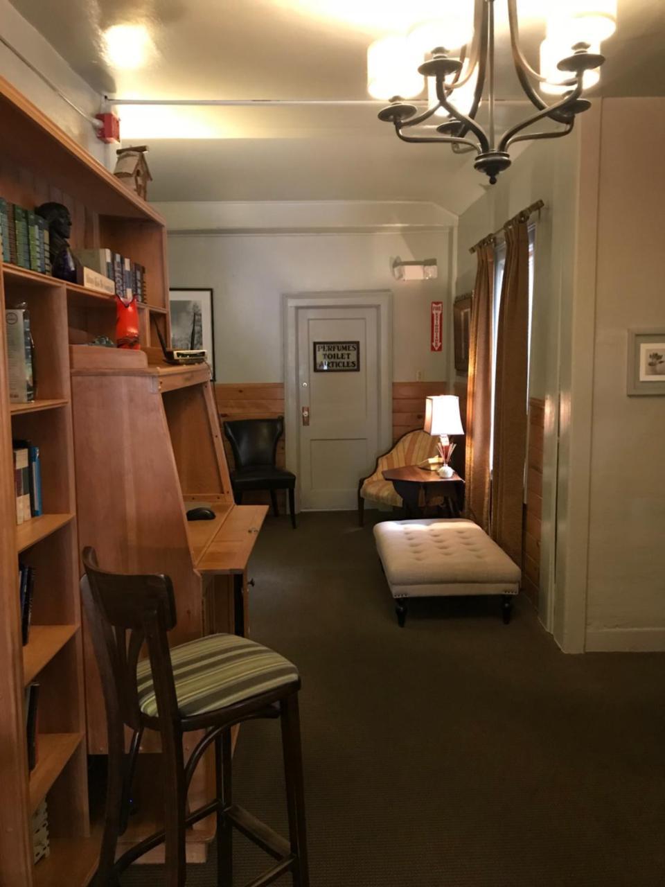 Waybury Inn East Middlebury Екстер'єр фото