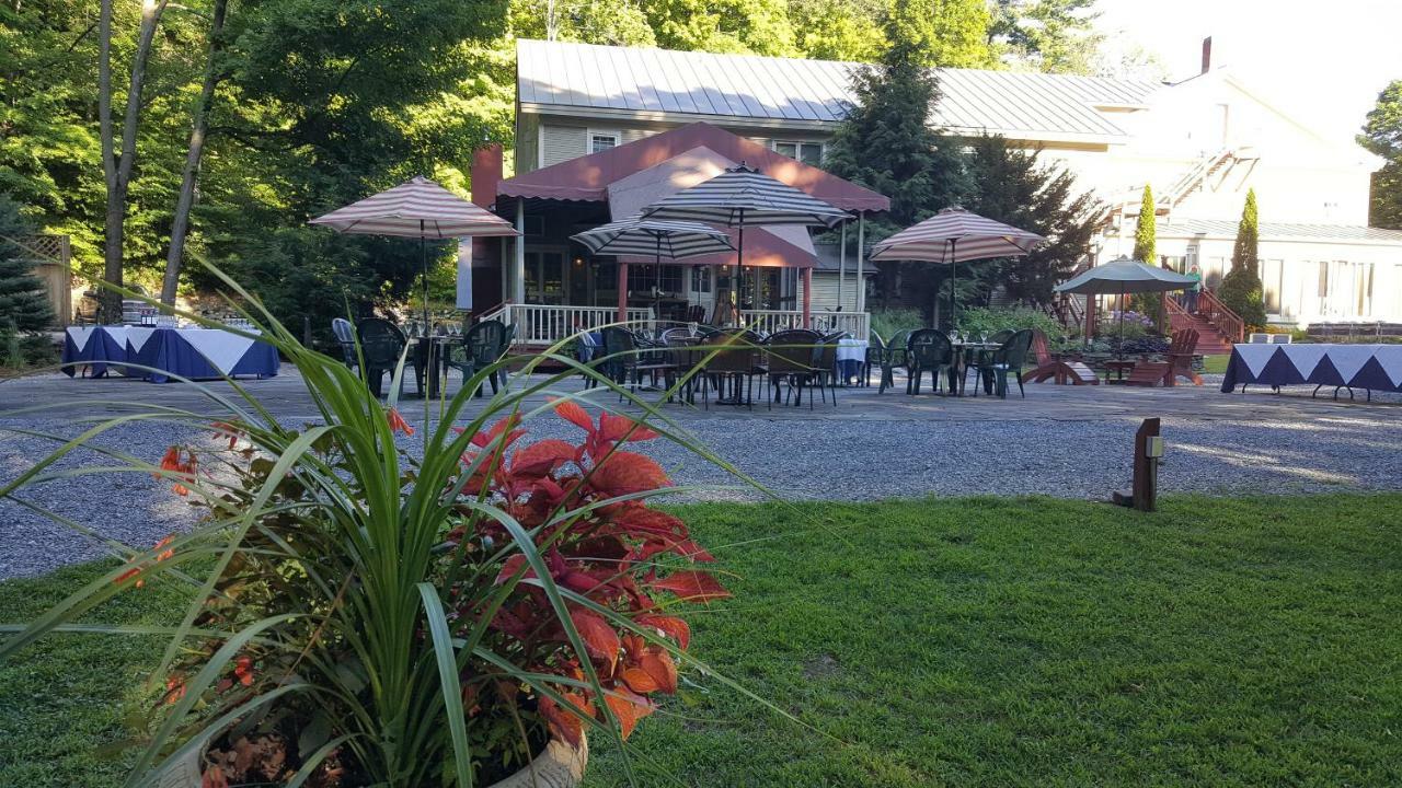 Waybury Inn East Middlebury Екстер'єр фото
